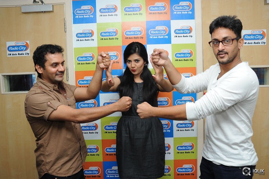 Dhanalakshmi-Thalupu-Thadithe-Movie-Team-at-Radio-City